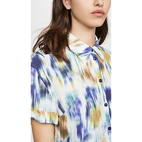 BAUM UND PFERDGARTEN Silk Blend Abstract Print Cuff Short Sleeve Button Up Top 2 - Picture 11 of 13